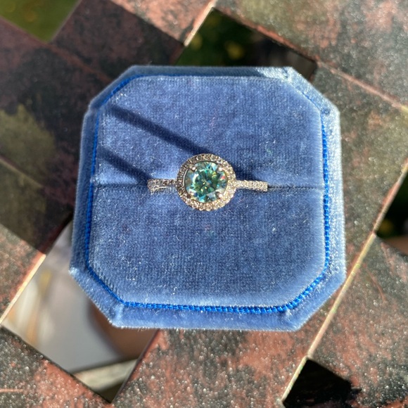Blue / Green Moissanite diamond engagement halo ring - Picture 7 of 7